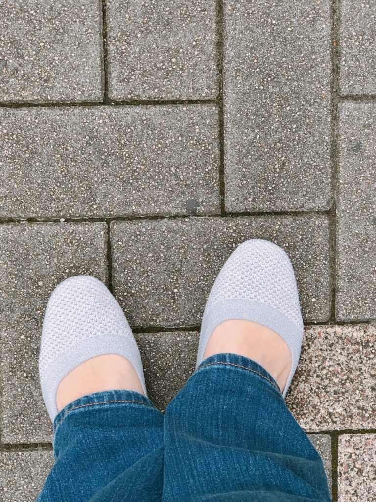 人気商品！】 allbirds バレエシューズ フラットシューズ/バレエ